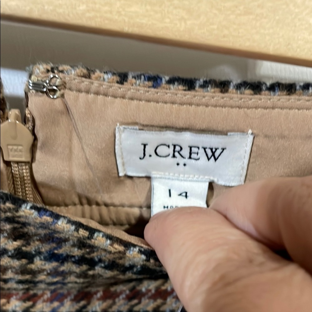 NWT J. Crew Houndstooth Patterned Skirt - Picture 3 of 5